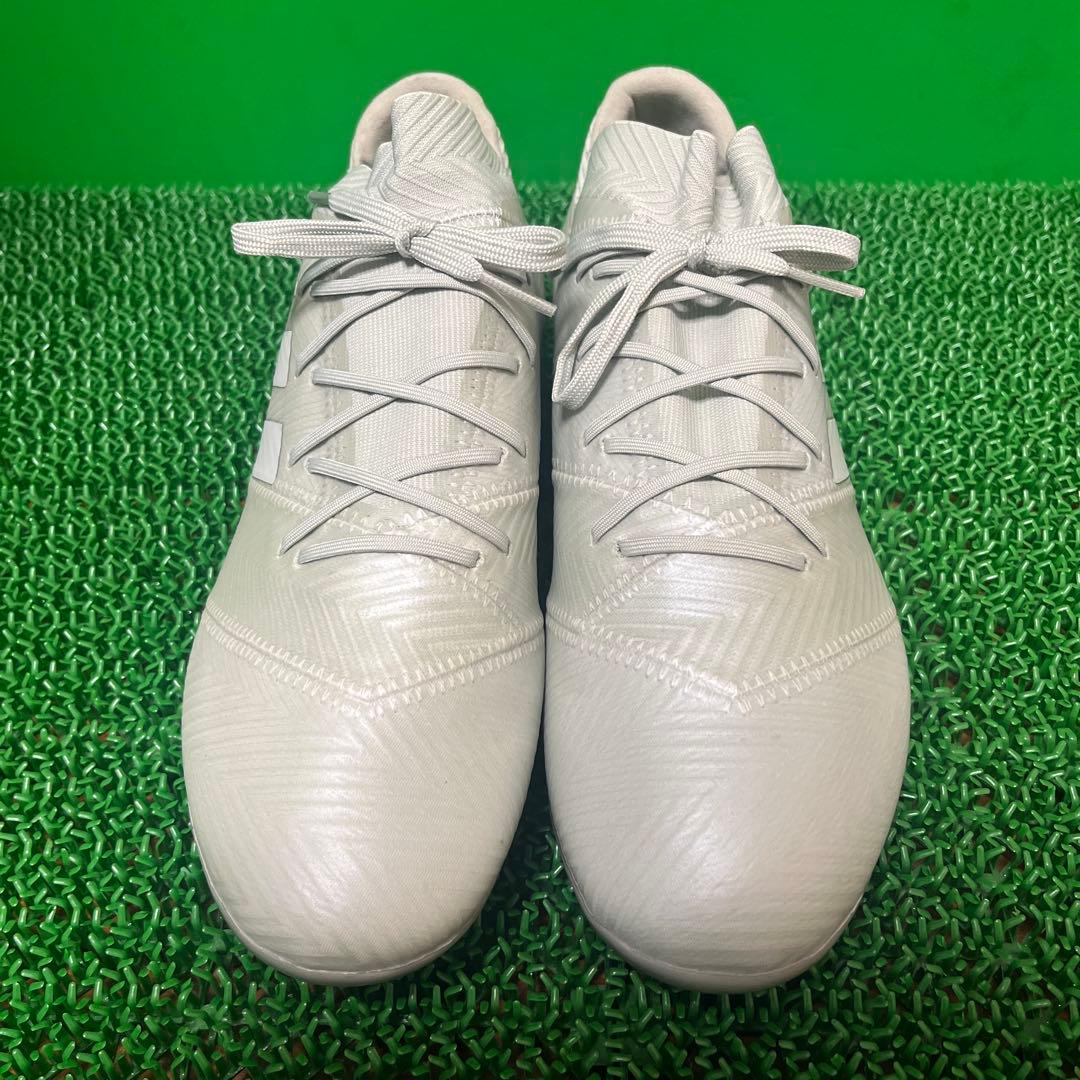 アディダス サッカースパイク ネメシス 18.2-ジャパン HG/AG(グレー)