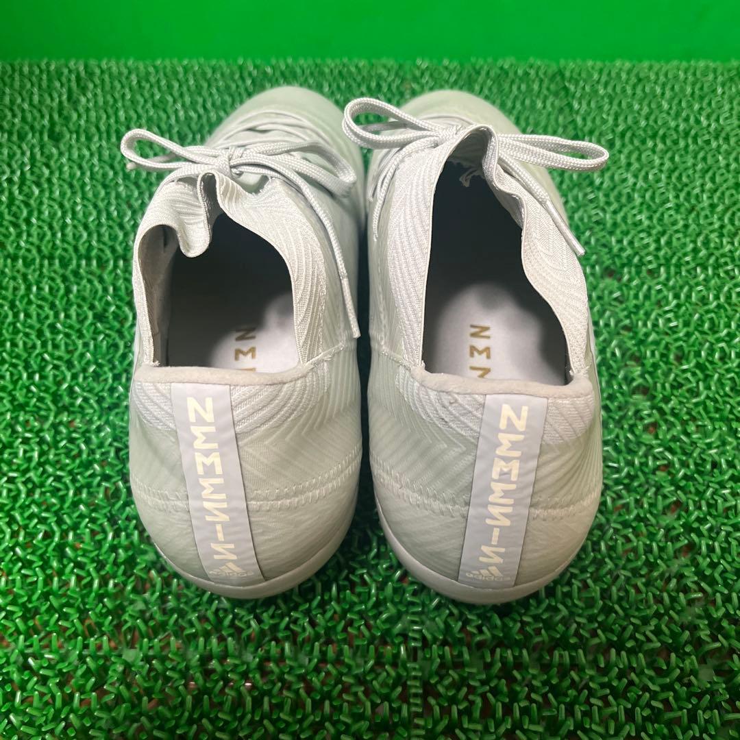 アディダス サッカースパイク ネメシス 18.2-ジャパン HG/AG(グレー)