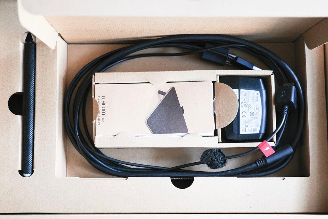 ワコム 13.3インチ 液タブ Wacom One DTC133