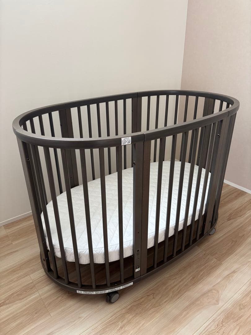 ストッケ/スリーピー/ベビーベッドv2 定価9万9千円