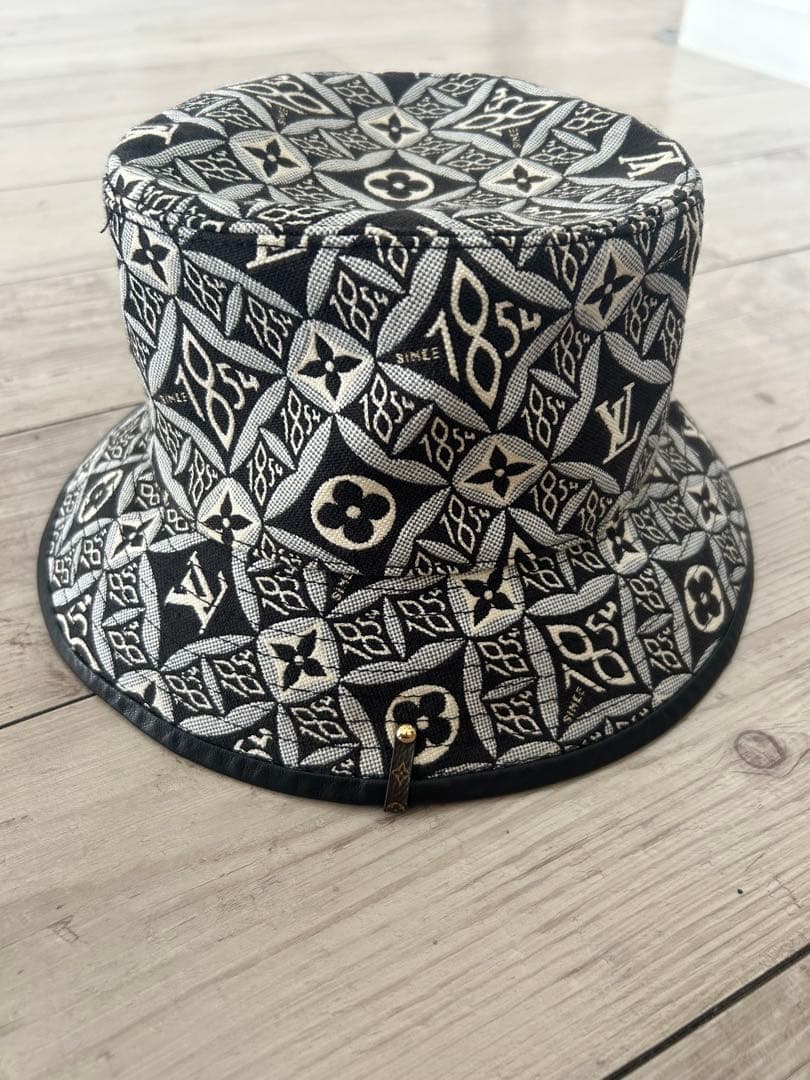 【最終値下げ】LOUIS VUITTON バケットハット
