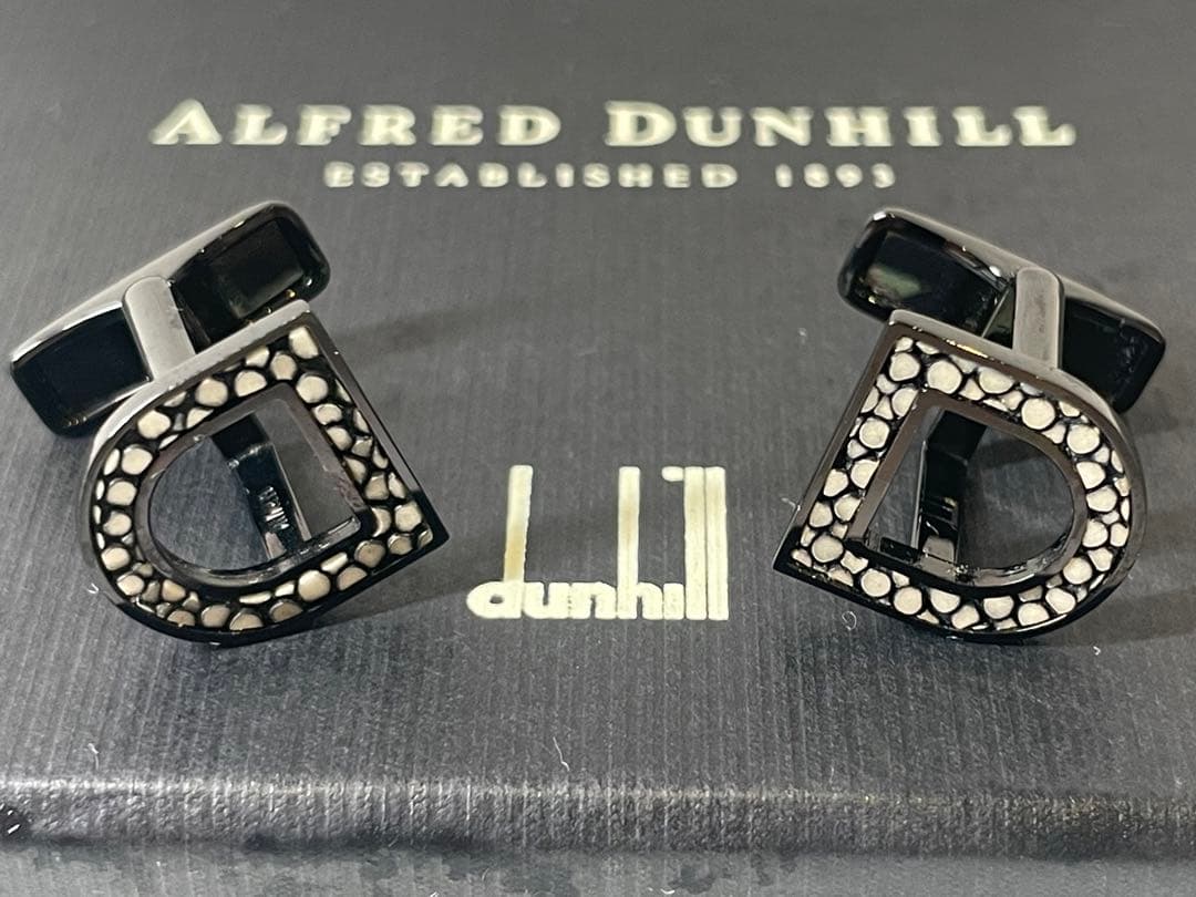 【新品未使用】dunhill Dロゴ　カフリンクス ブラック　定価79200円