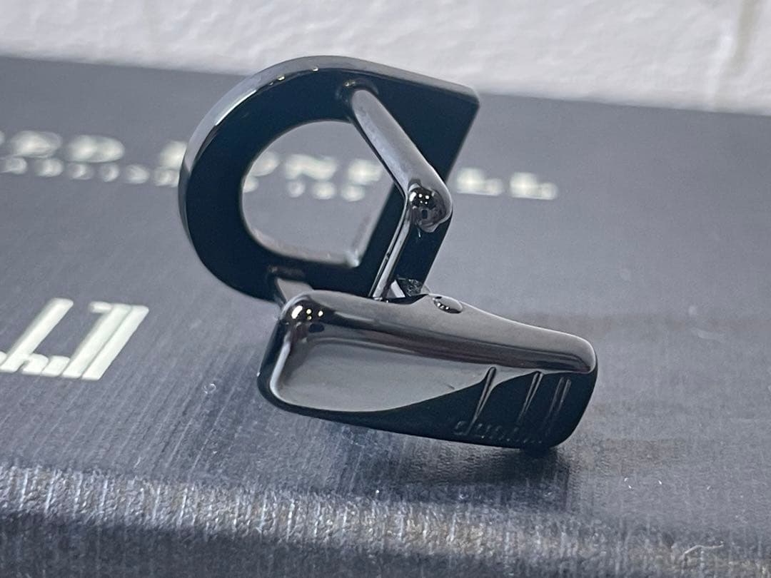 【新品未使用】dunhill Dロゴ　カフリンクス ブラック　定価79200円