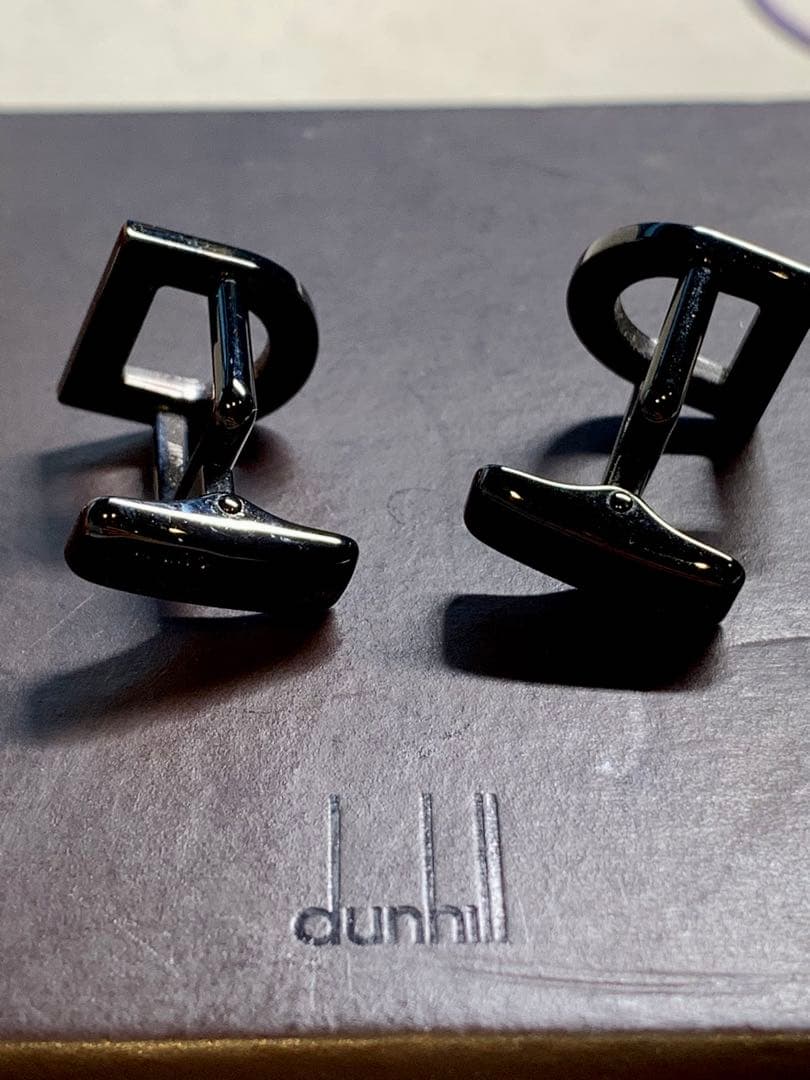 【新品未使用】dunhill Dロゴ　カフリンクス ブラック　定価79200円