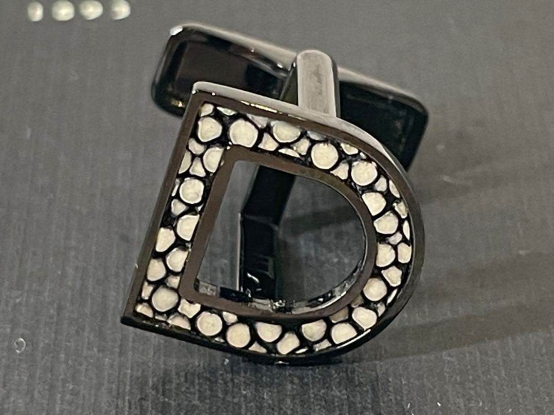 【新品未使用】dunhill Dロゴ　カフリンクス ブラック　定価79200円