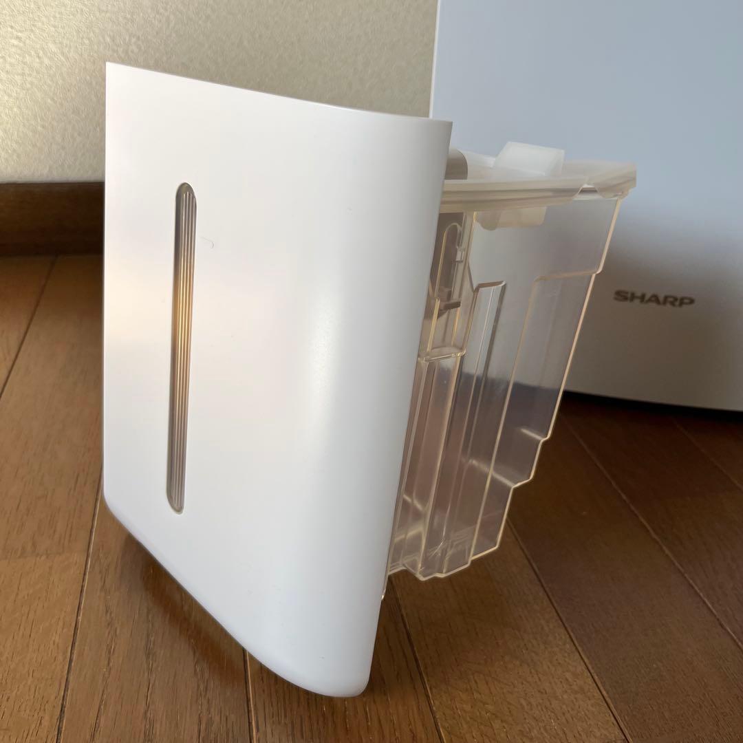 【美品】シャープ 衣類乾燥除湿機 冷風機能 CM-S100-W