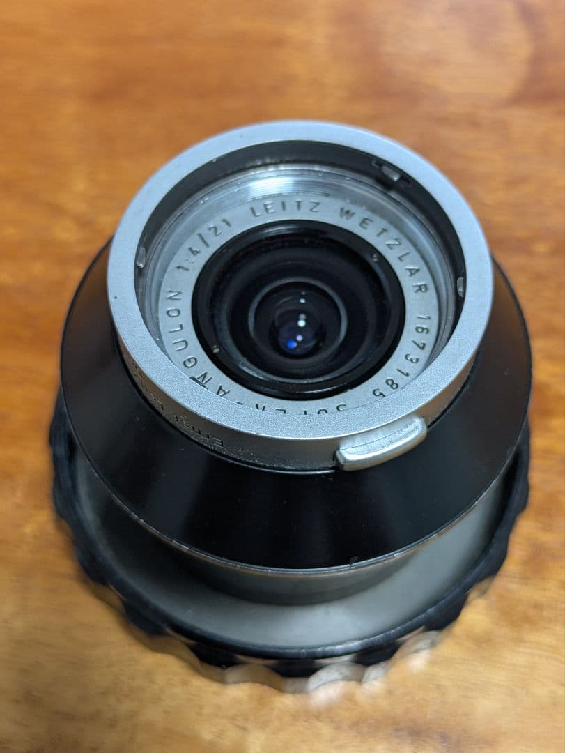 Leica スーパーアンギュロン21mm F4 オリジナルフード付き