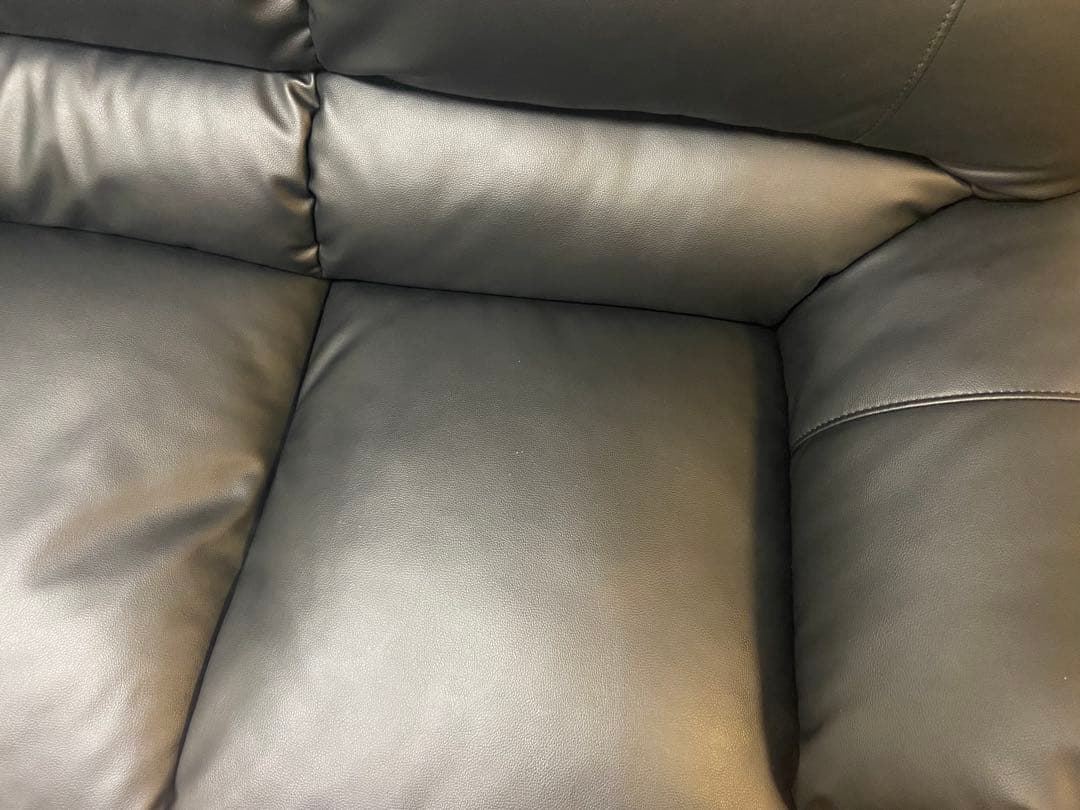 合成皮革ソファ　三人掛け　ニトリ