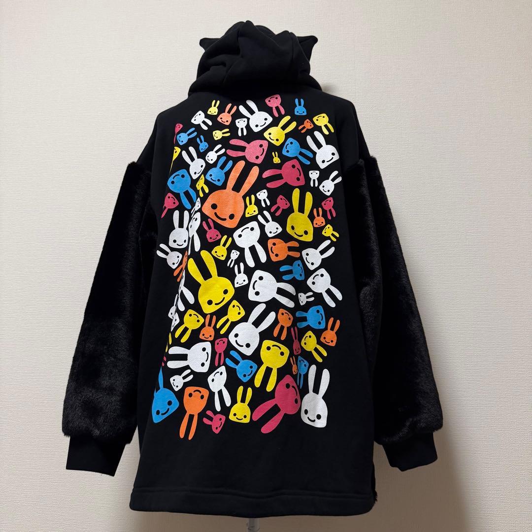 CUNE　袖ファー耳付きジップパーカー　黒　日本製　タグ付き　定価約3.5万