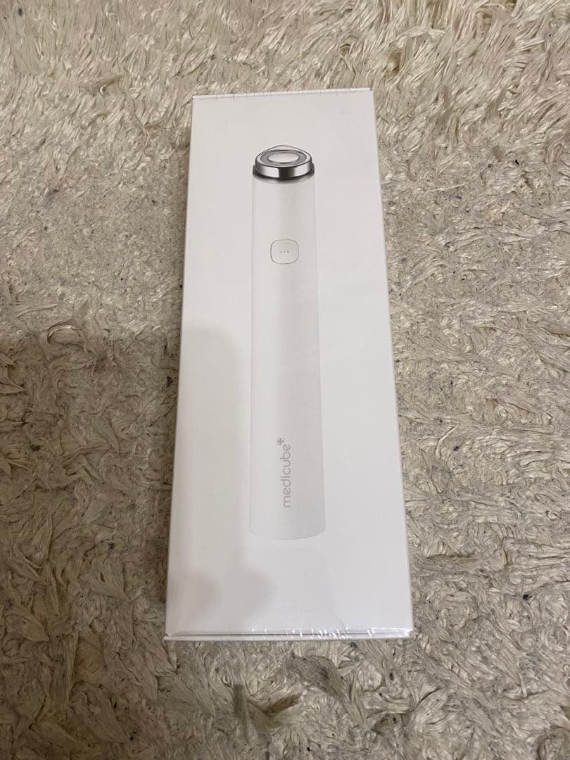 メディキューブ AGE-R BOOSTER PRO MIN ホワイト