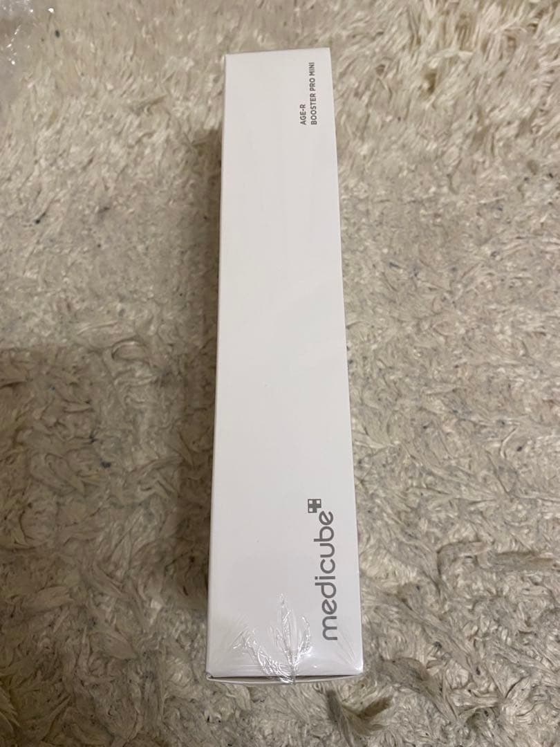 メディキューブ AGE-R BOOSTER PRO MIN ホワイト