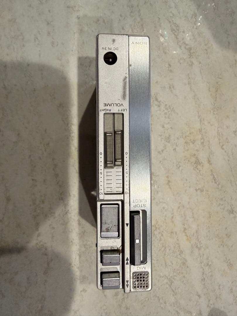 初代ウォークマン TPS-L2 SONY WALKMAN