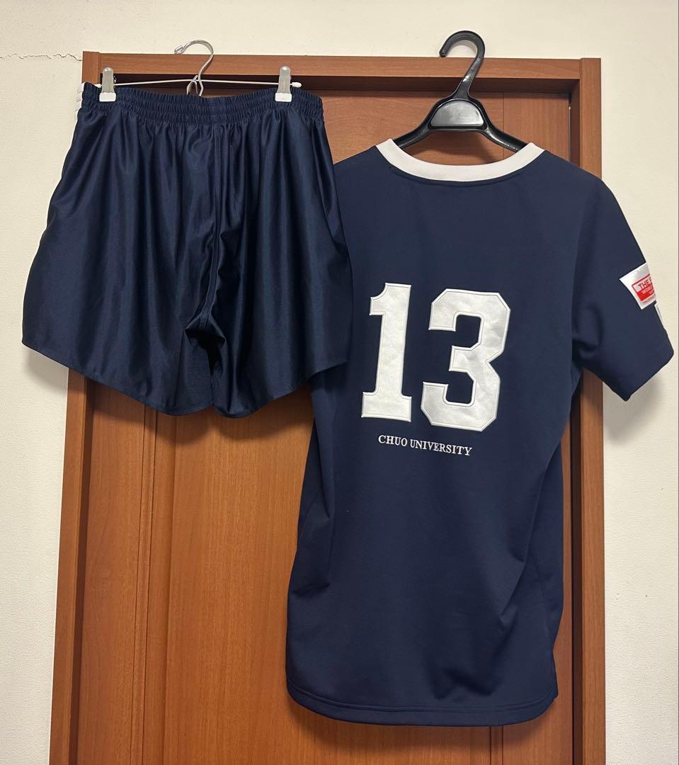 中央大学バレーボール部ユニフォーム　上下セット