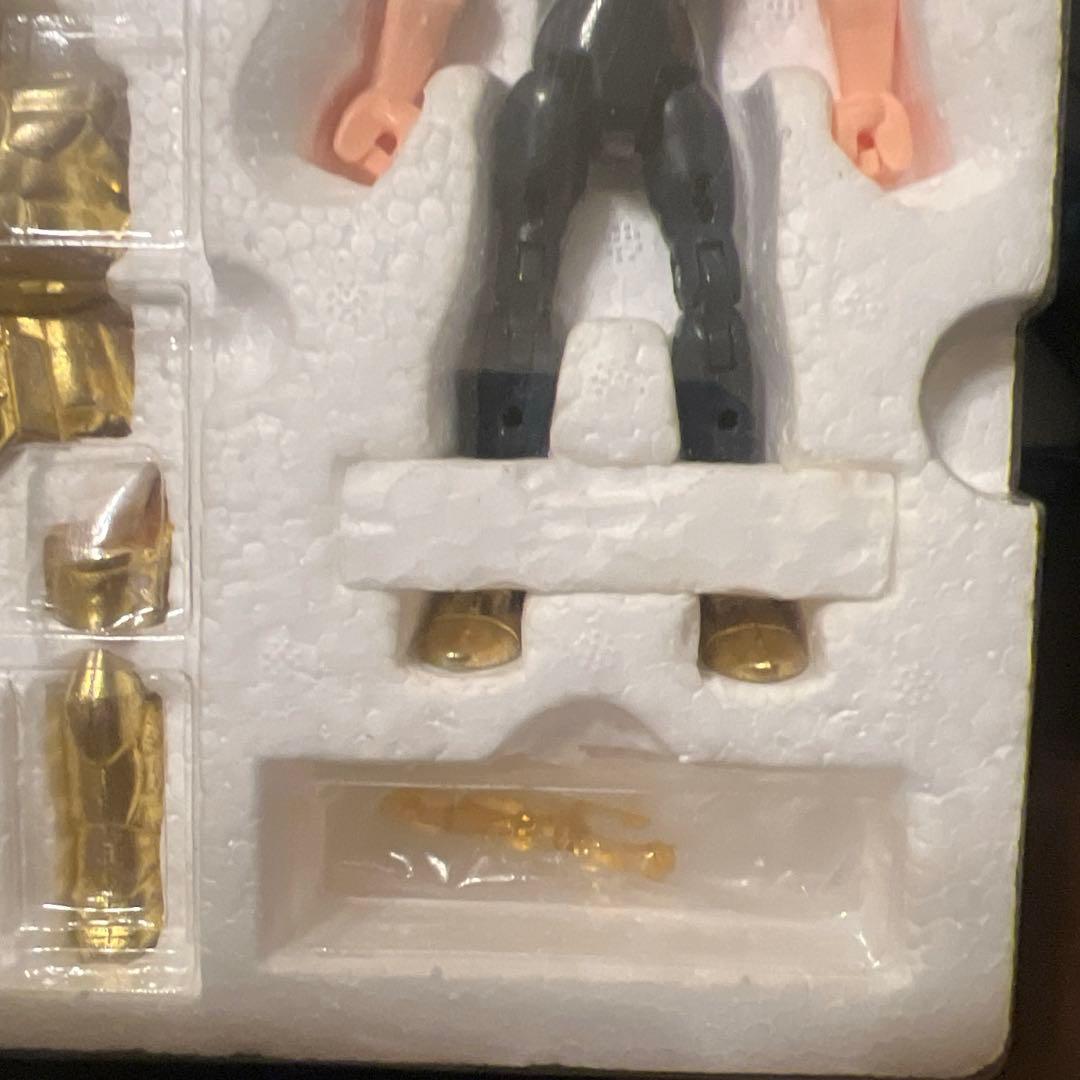 聖闘士星矢　蠍座の聖衣　スコーピオンクロス