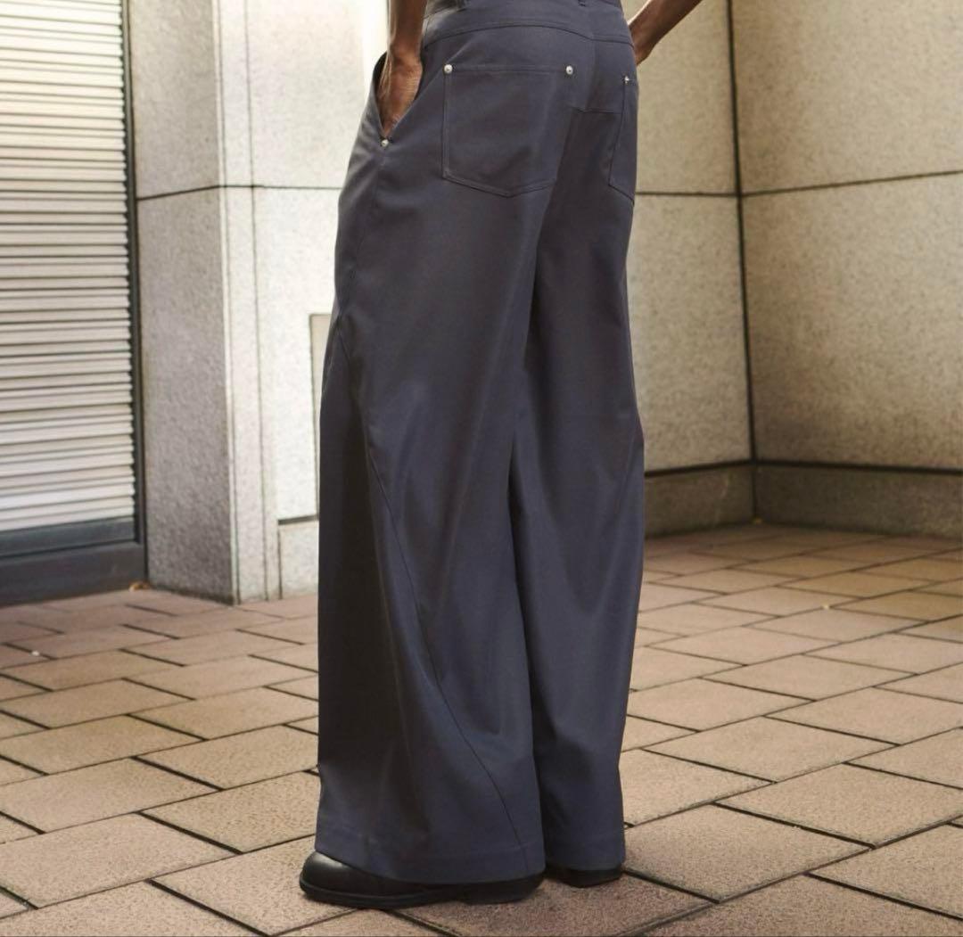 camphor wood wide baggy slacks チャコールグレー