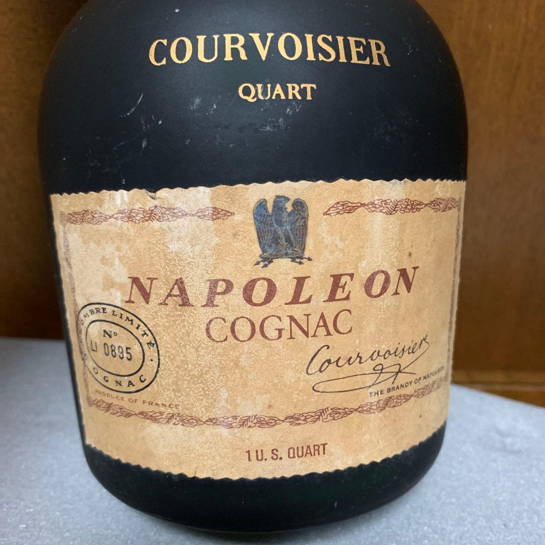 ウイスキー Courvoisier Napoleon Cognac 1 U.S. Quart