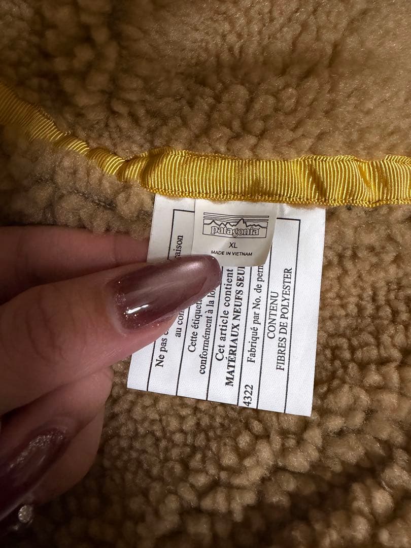 Patagonia リバーシブル・レディ・フレディ・フーディ キッズサイズXL