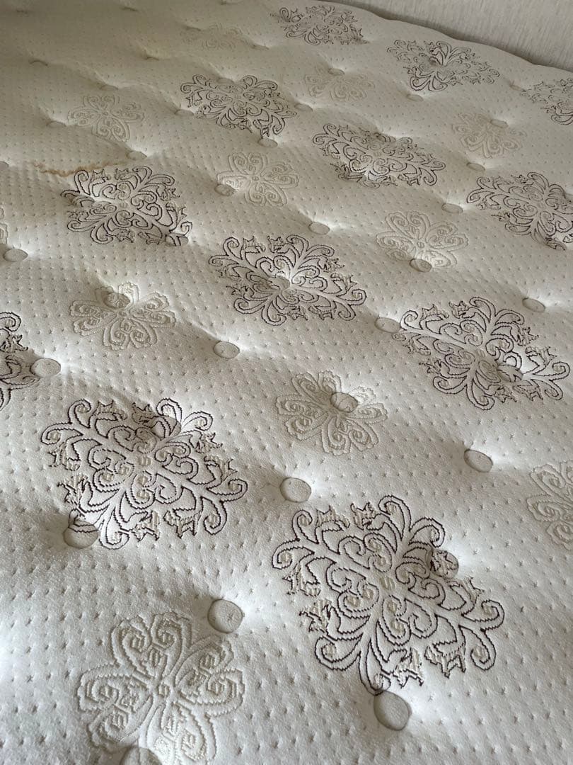 「シーリー ロンド ワイドダブルマットレス 高級モデル／送料込み　引取可能