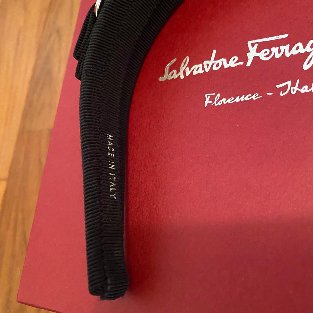 【極美品】Salvatore Ferragamo ブラック リボン　ヘアバンド