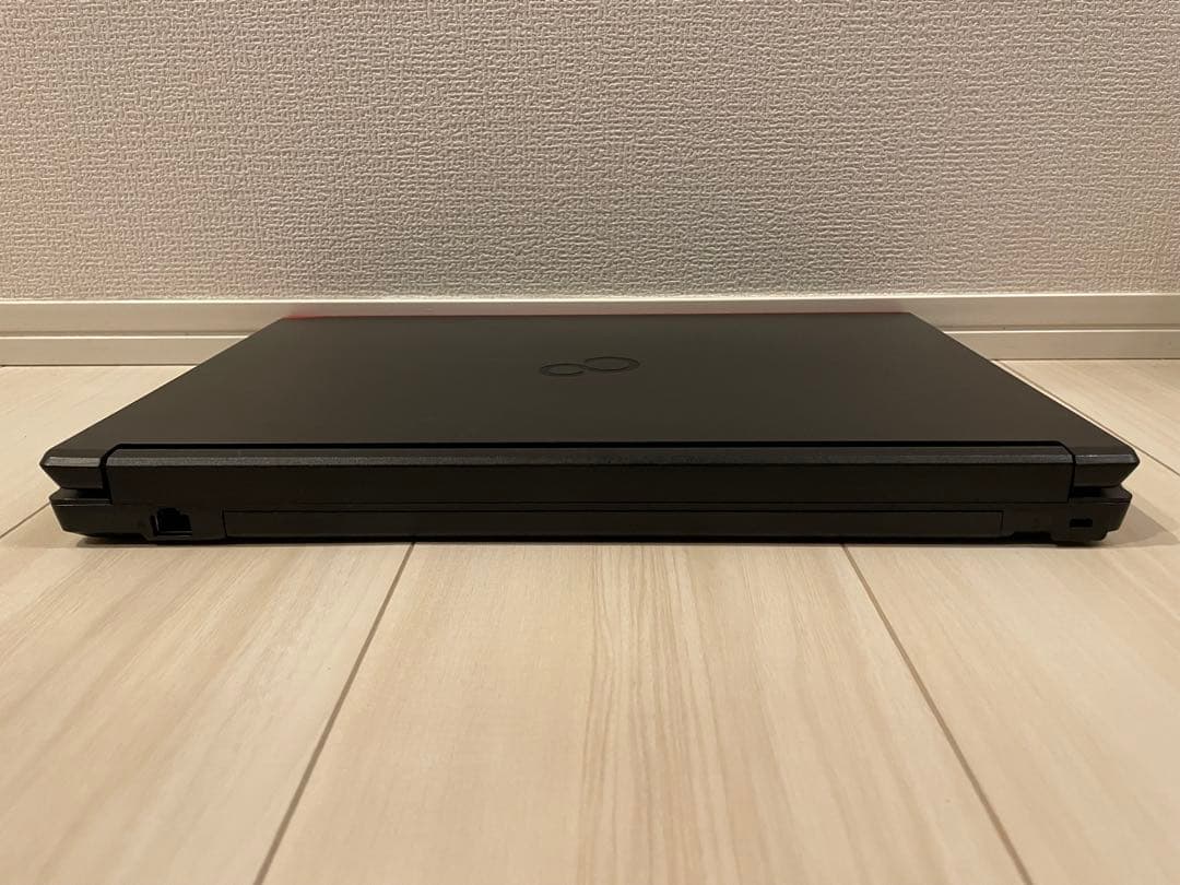 富士通 A5510/E i5 10世代 DVDドライブ 256GB Office