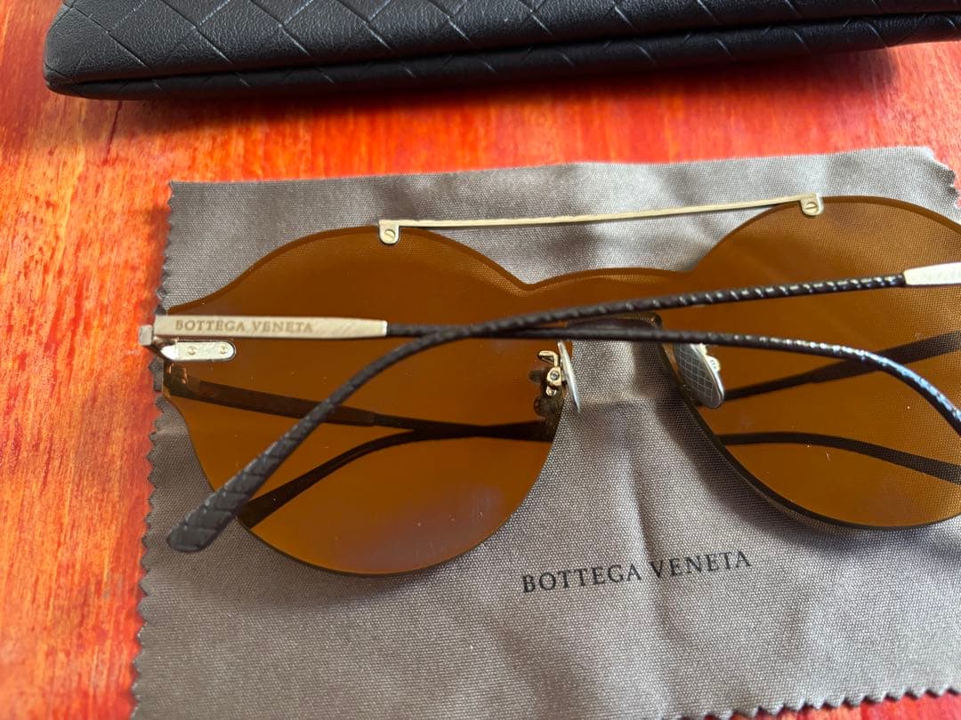 Bottega Veneta ボッテガ　ヴェネタ　サングラス　ユニセックス