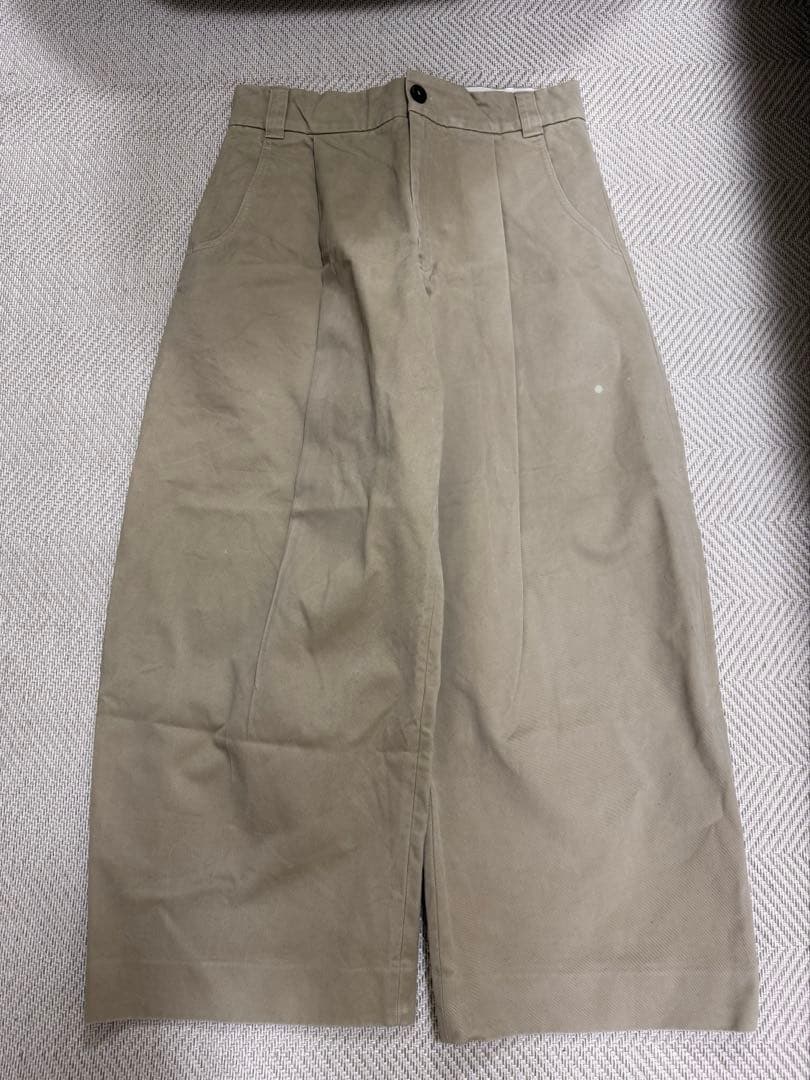 STUDIO NICHOLSON 　ボリュームパンツ