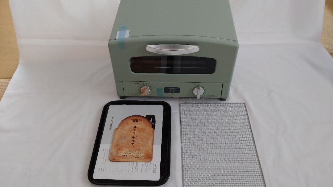 アラジン　グラファイトトースタ 型番：AET-GS13C(G)　グリーン