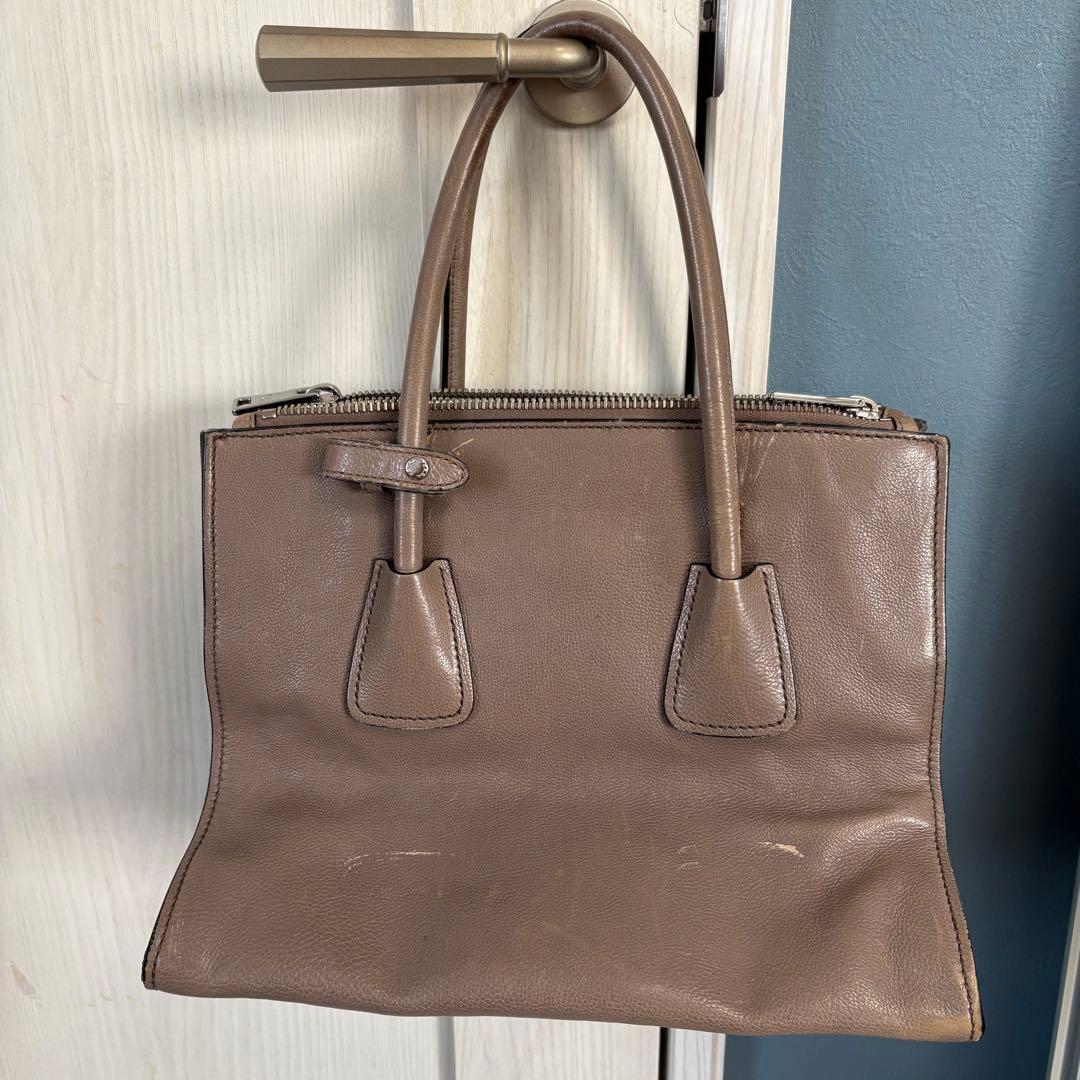 PRADA プラダ　バッグ