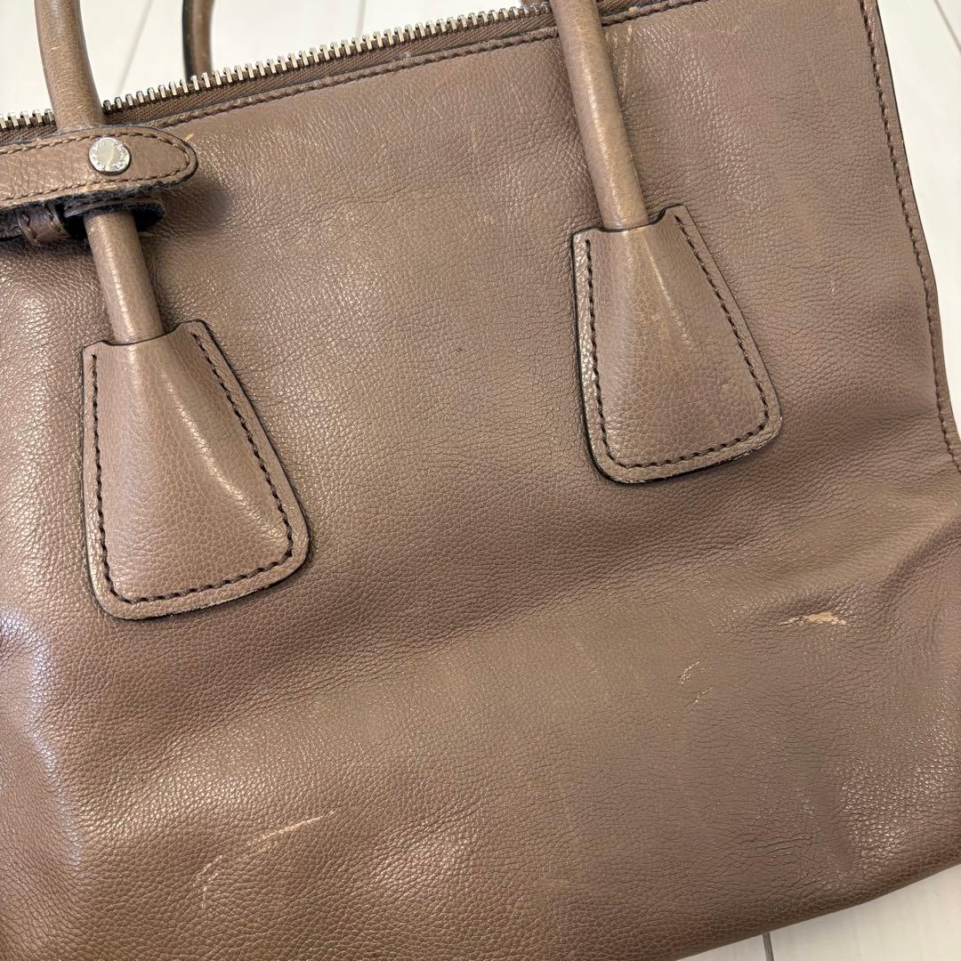 PRADA プラダ　バッグ