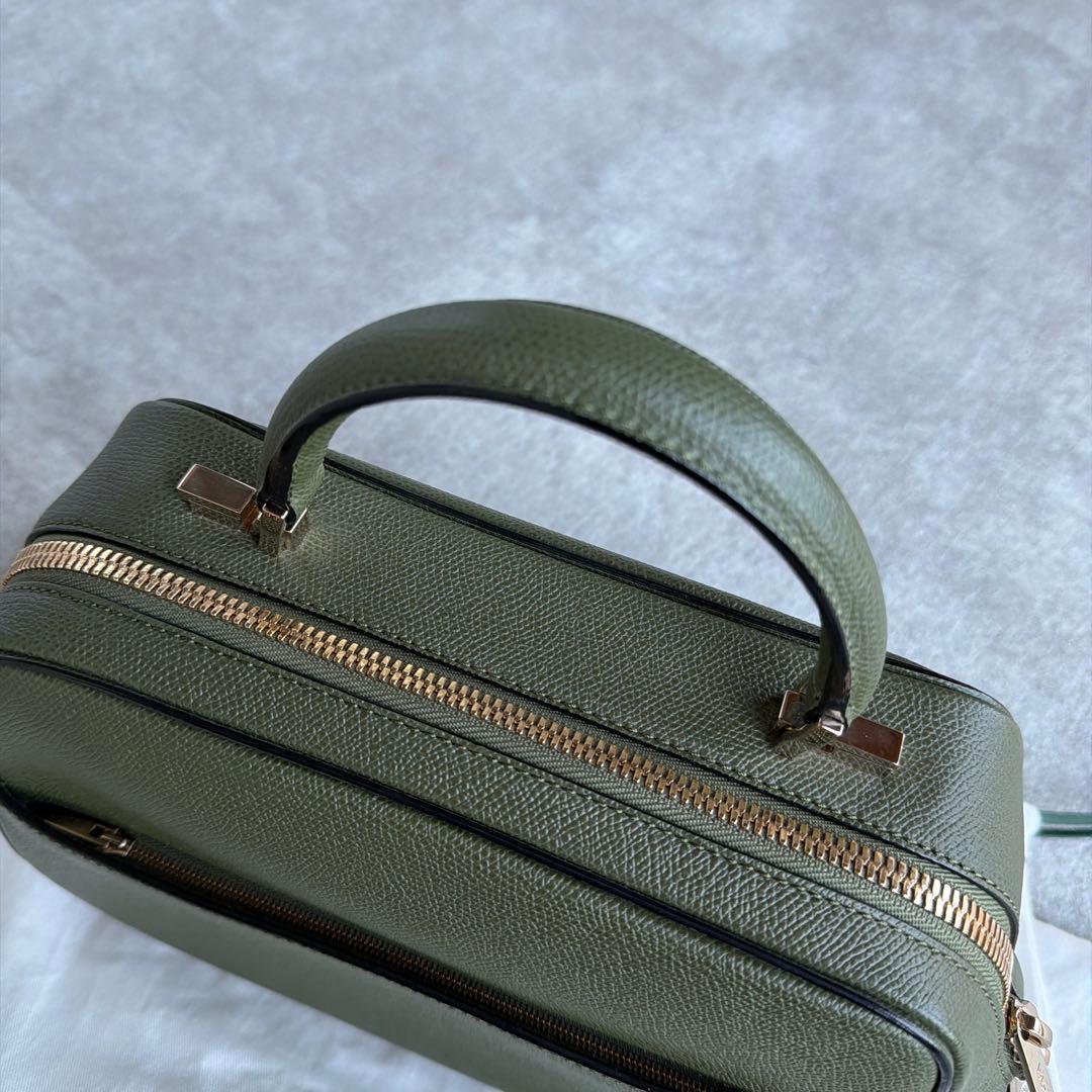 Valextraヴァレクストラ セリエエッセ ミディアム2WAYショルダーバッグ