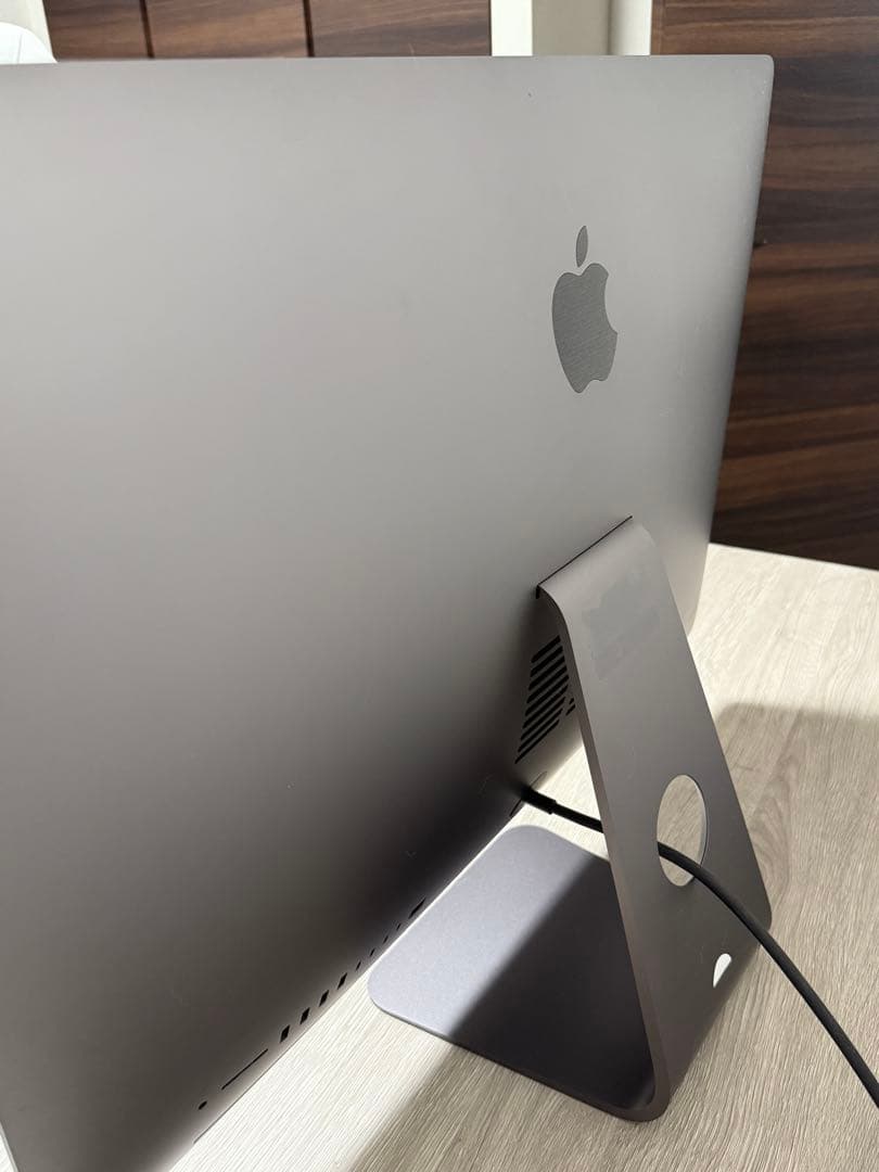 4TB SSD搭載27インチiMac Pro 2017 10コア64GBメモリ