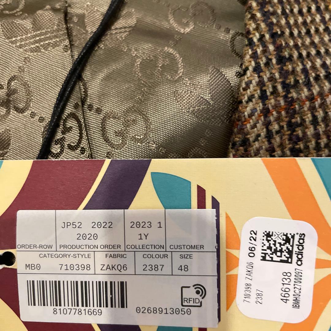 【新品未使用】グッチ　アディダス　ノーカラーコート　710398 裏地総柄