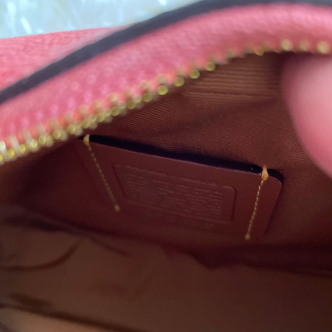 本日限定価格COACH x PEANUTS LUCY ショルダーバッグ新品未使用