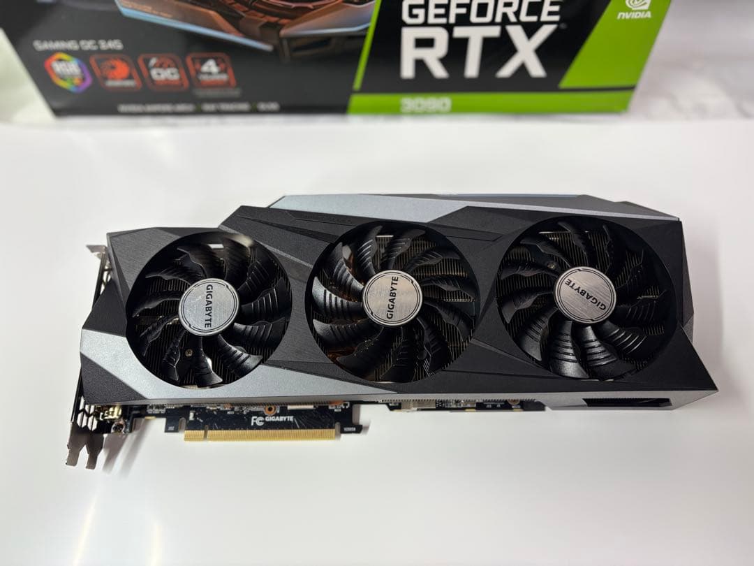 グラフィックボード・グラボ・ビデオカード GIGABYTE GeForce RTX 3090 GAMING OC 24G