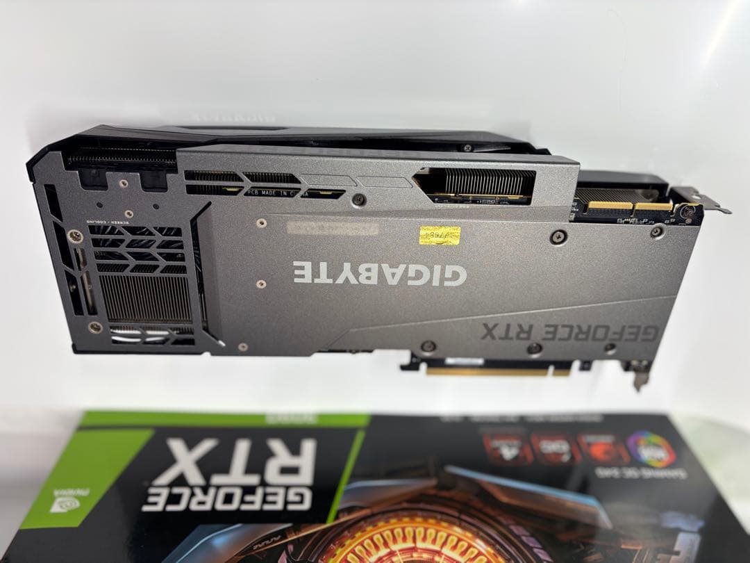 グラフィックボード・グラボ・ビデオカード GIGABYTE GeForce RTX 3090 GAMING OC 24G