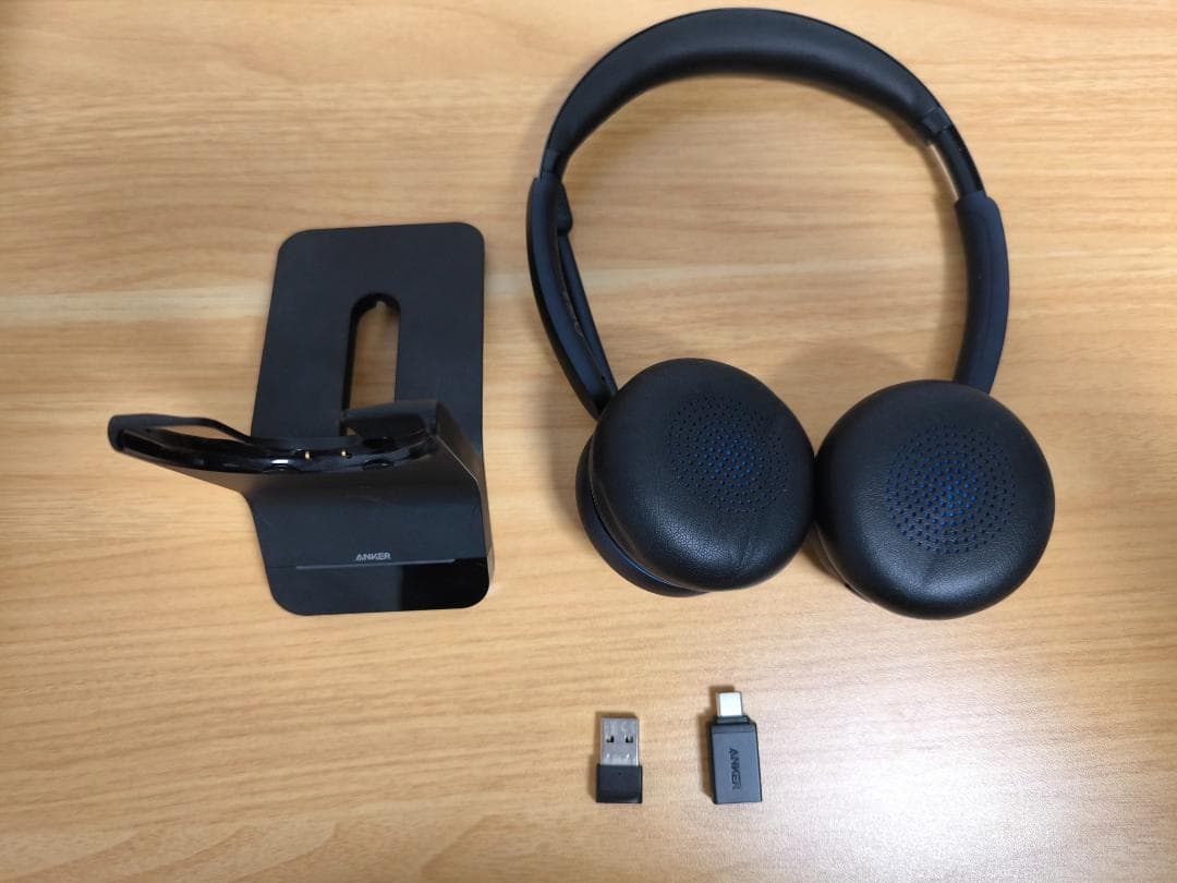 Anker PowerConf H700 　スタンド・アダプタ付き