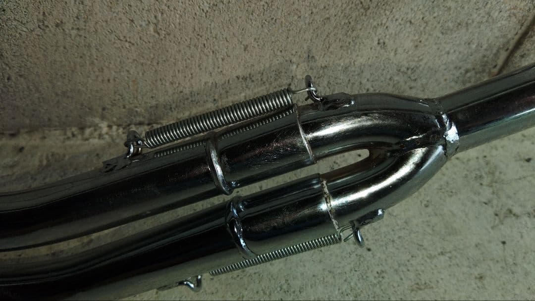 キタコマフラー