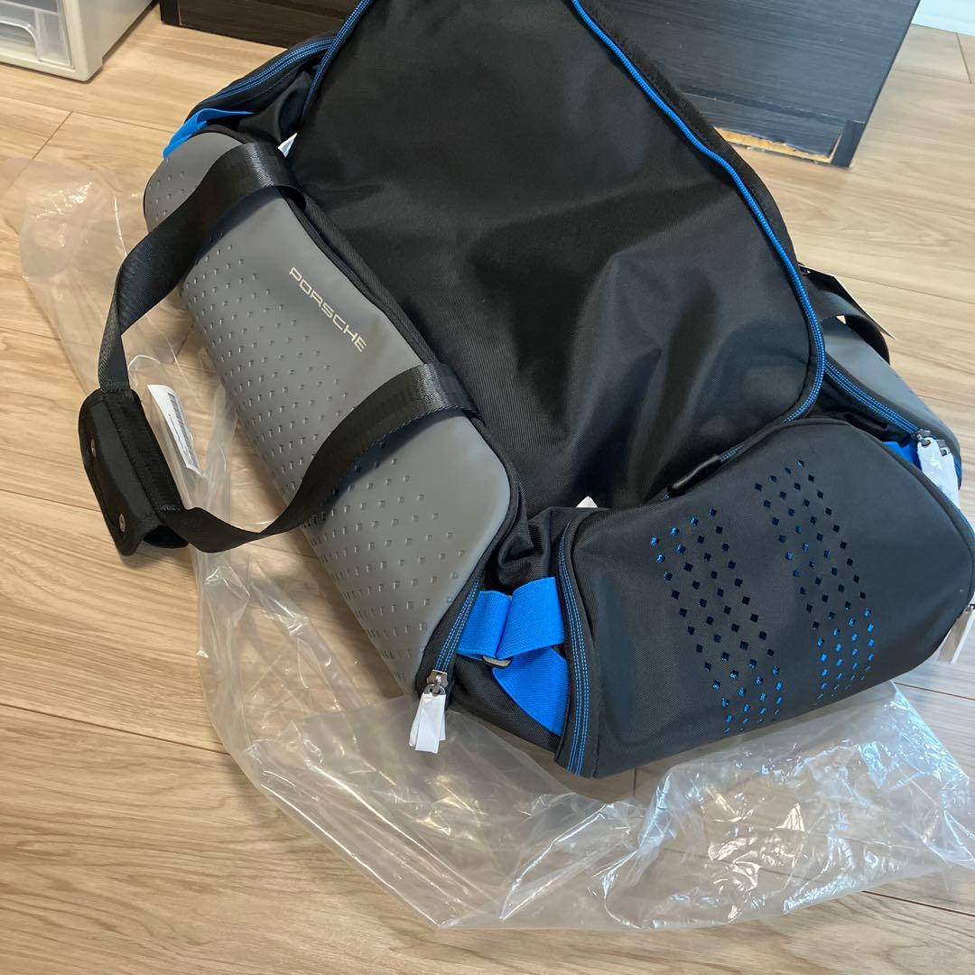 【新品未使用】ポルシェ タイカン スポーツバッグ　ボストンバッグ