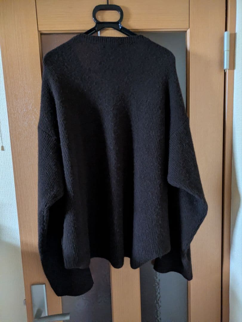 YOKE CREW NECK クルーネックニットブラウン