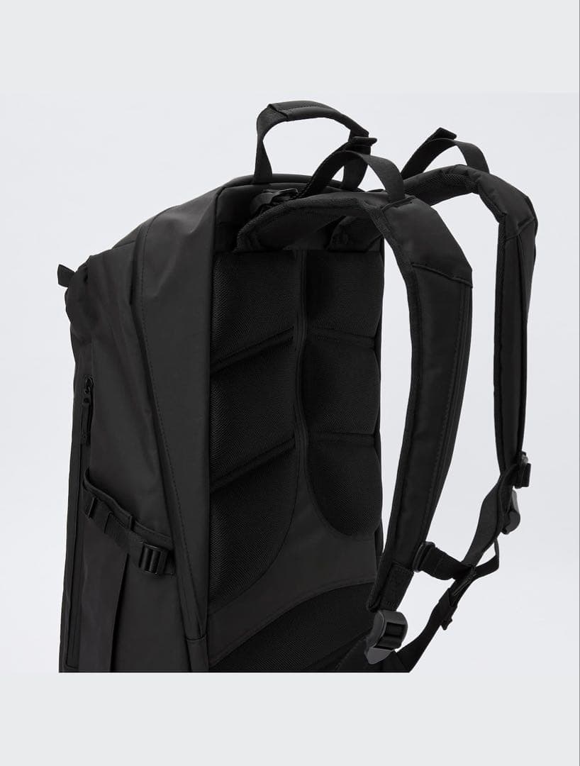 【即完売品】ユニクロ ファンクショナルバックパック +s