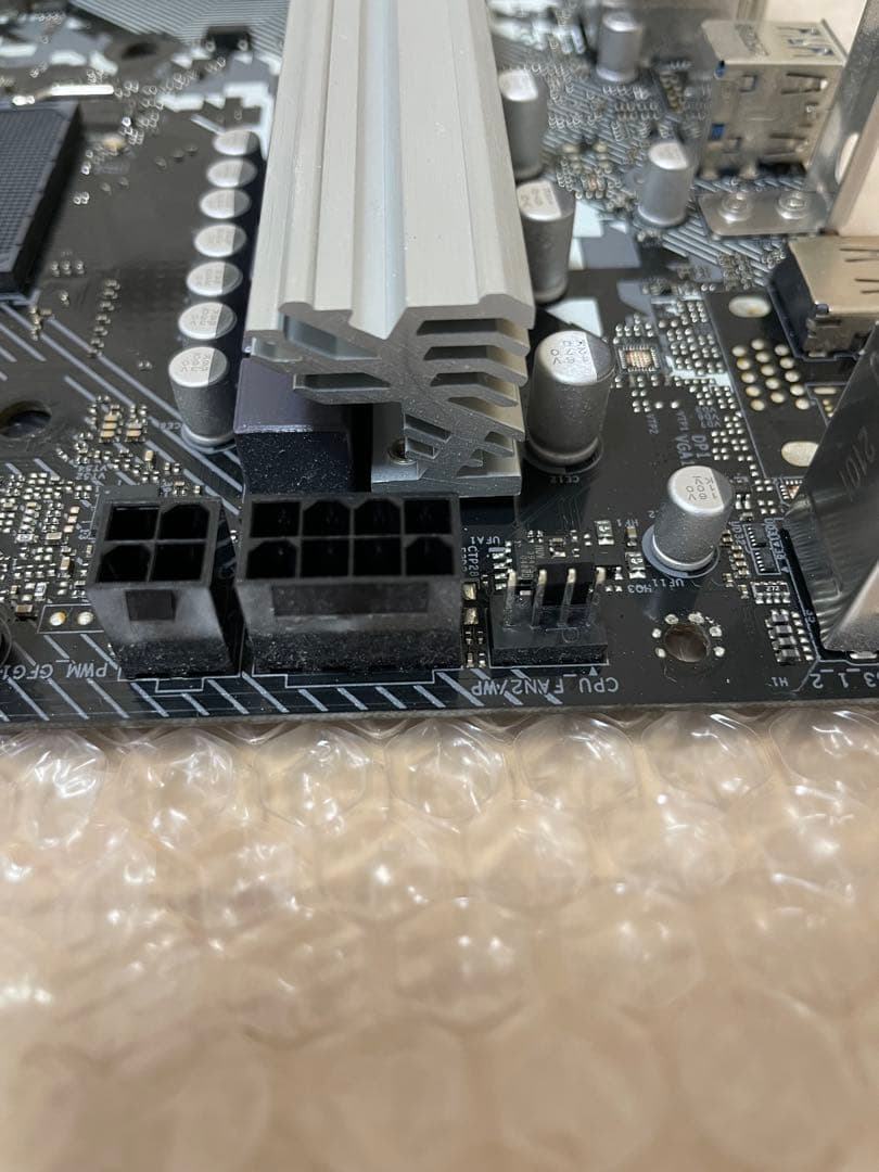 マザーボード ASRock B550 TW