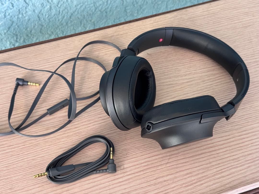 【数回使用】SONY MDR100A ハイレゾ ヘッドホン 密閉型
