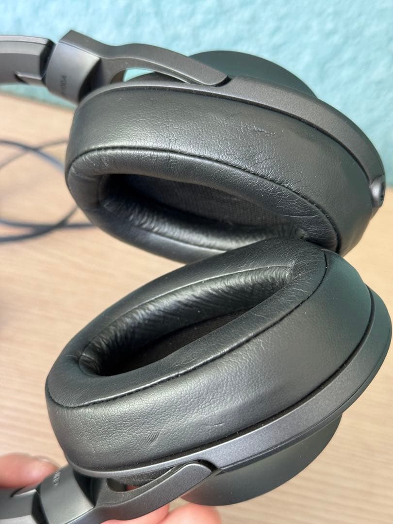 【数回使用】SONY MDR100A ハイレゾ ヘッドホン 密閉型