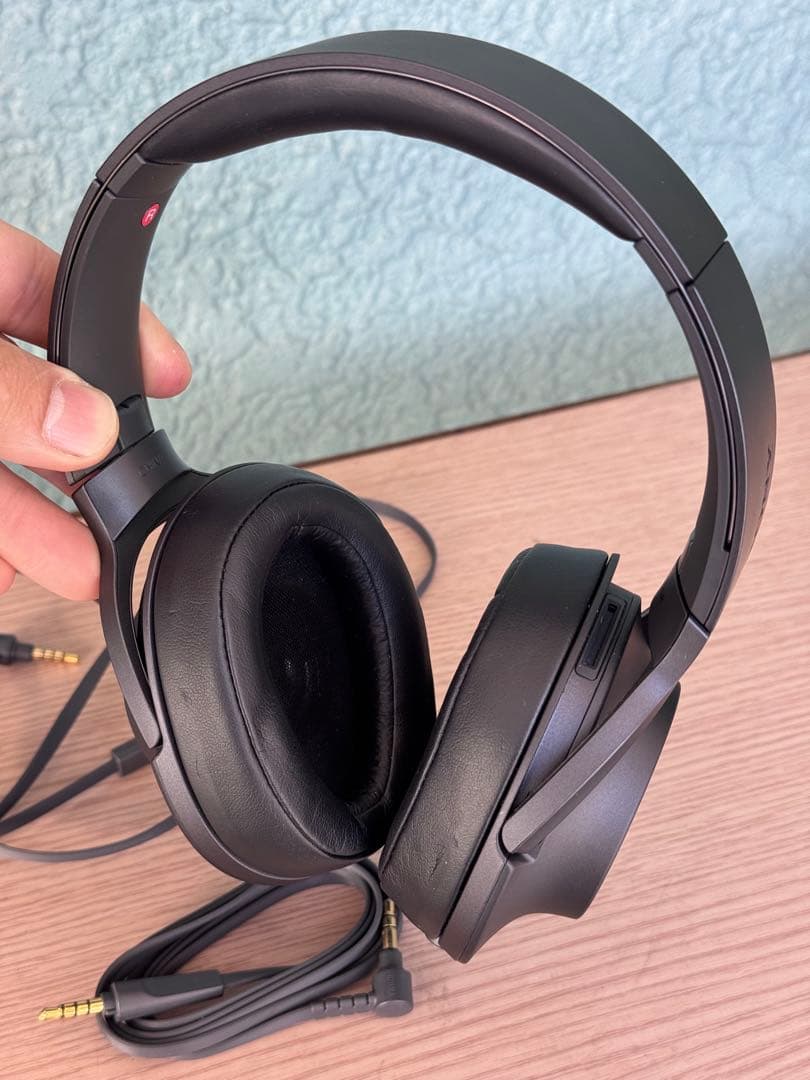 【数回使用】SONY MDR100A ハイレゾ ヘッドホン 密閉型