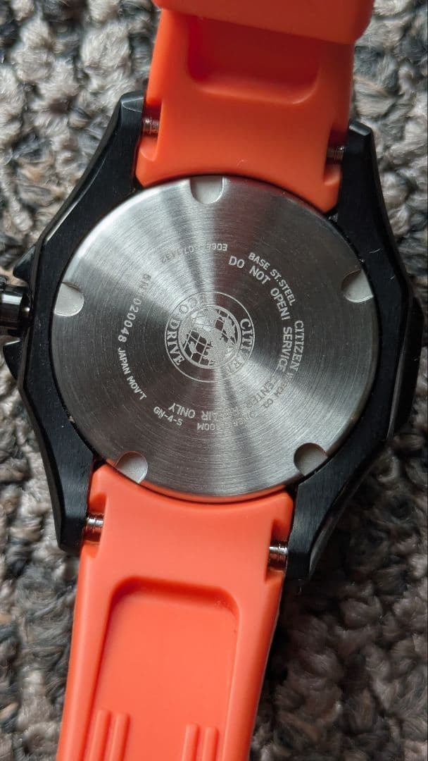 土日セールCitizen ダイバーズウォッチ 300m 防水 オレンジラバー