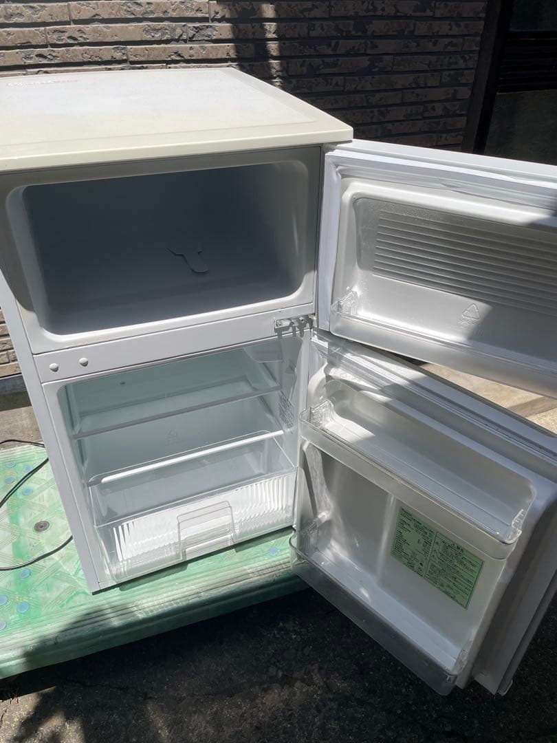 宮城県　半額以下　YAMADA 冷蔵庫 YRZ-C09B1 90L