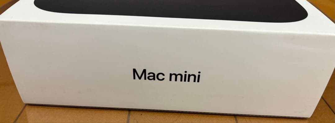 Mac mini 2018（キーボード、スタンド、マウントアダプタ付）
