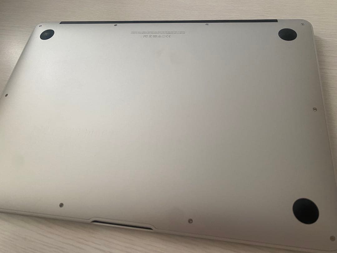 【今月まで】AppleMacBookAir13インチ 8GB 256GB箱無し