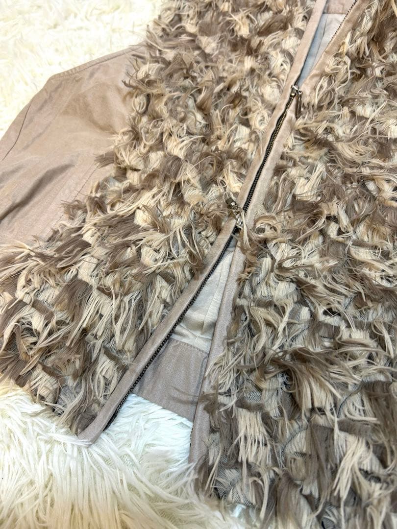 新品タグ付き　MORABITOモラビト　シャギーフェザーベスト　40