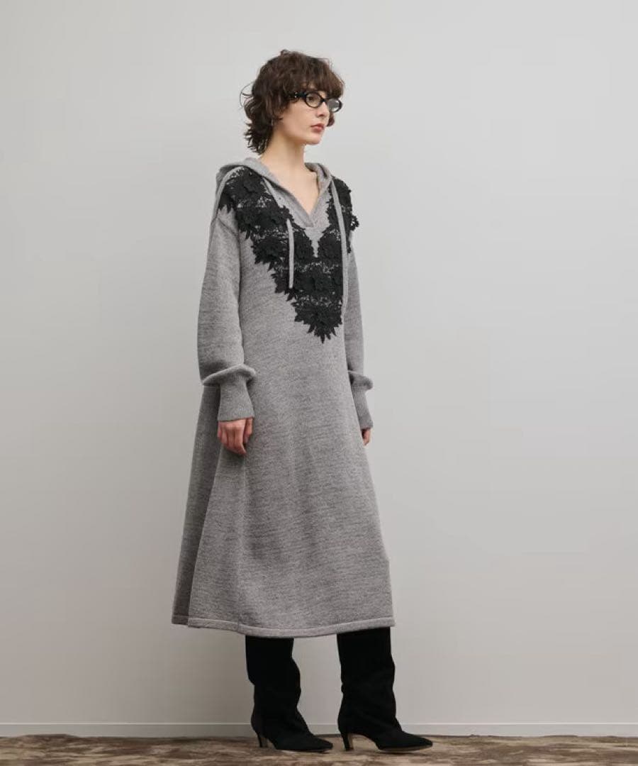 グレースコンチネンタル　ケミカルレースニットワンピース